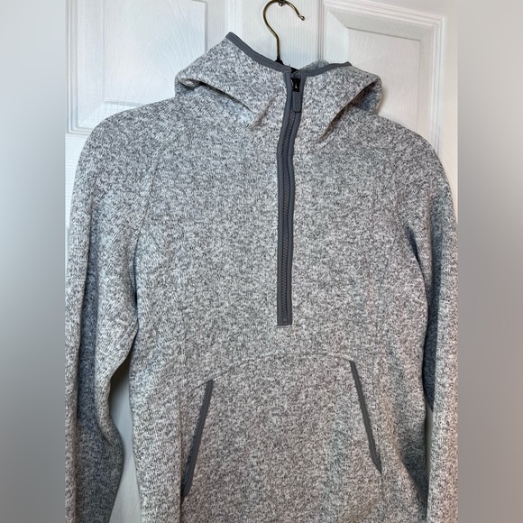 Lululemon Fleece Hoodie Jacket Better Sweater Gray/White Birch Size 6 - Picture 2 of 9